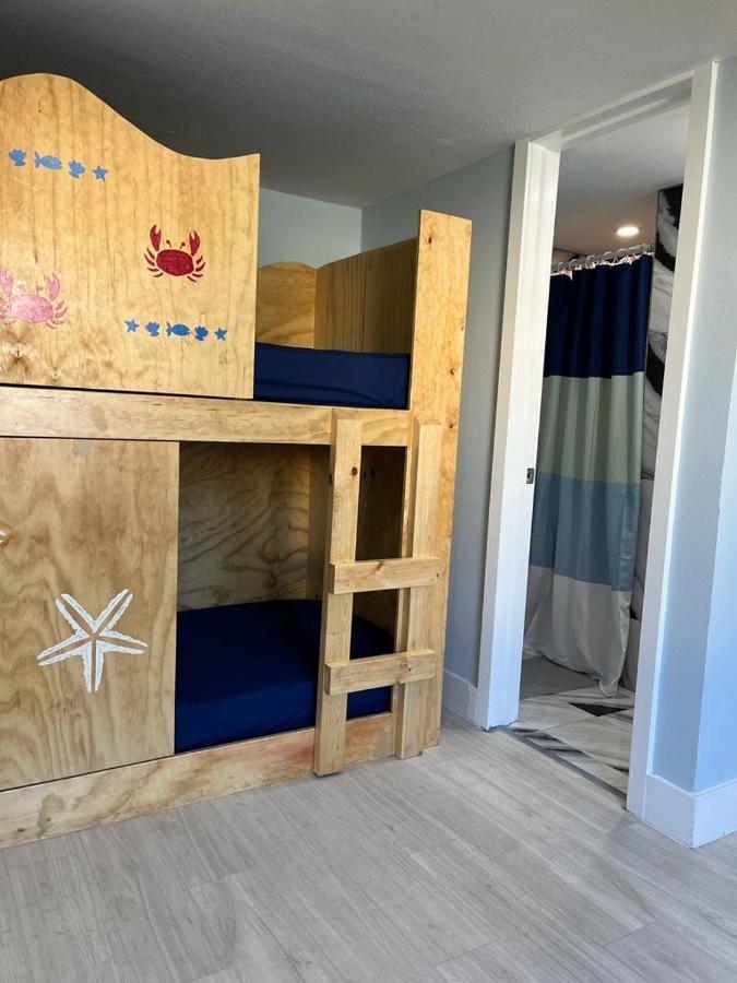 Lit Simple dans Dortoir de 4 Lits