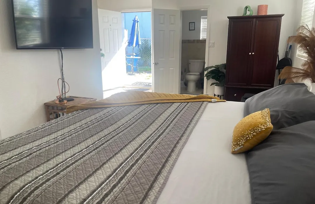Master King Suite By Hard Rock Stadium And Casino-1