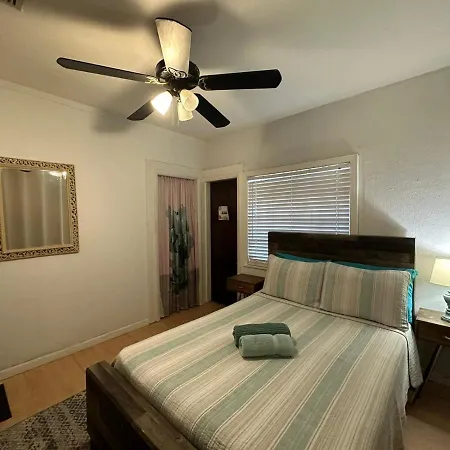 A Peaceful Stay In Miami-2